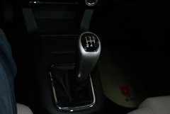 2009款 1.5L 手动 豪华型