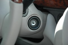 2008款 1.8T 手動 精英型