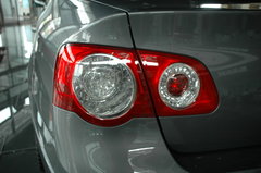 2007款 3.2L 自动 尊贵型