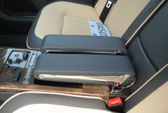 2007款 3.2L 自动 尊贵型