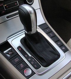 2007款 3.2L 自动 尊贵型
