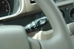 2009款 1.4 自动 豪华型 两驱