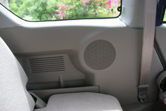 2009款 1.4 自动 豪华型 两驱