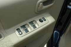 2009款 1.4 自动 豪华型 两驱