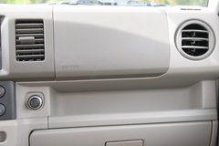 2009款 1.4 自动 豪华型 两驱