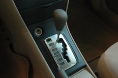 2009款 1.6L 自动 豪华版