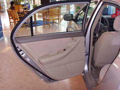 2009款 1.6L 自动 豪华版
