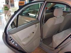 2009款 1.6L 自动 豪华版