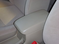 2009款 1.6L 自动 豪华版