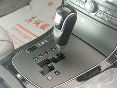 2005款 2.7L 自动 V6标配