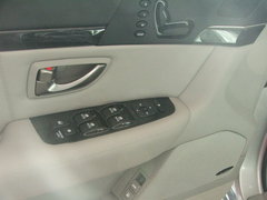 2005款 2.7L 自动 V6标配