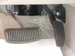 2005款 2.7L 自动 V6标配