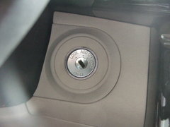 2005款 2.7L 自动 V6标配