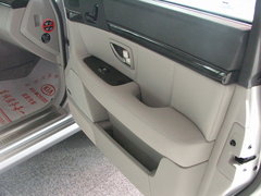2005款 2.7L 自动 V6标配