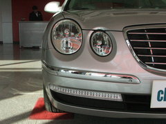 2005款 2.7L 自动 V6标配