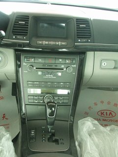 2005款 2.7L 自动 V6标配