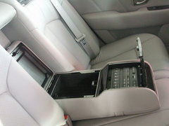 2005款 2.7L 自动 V6标配