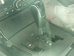 2005款 2.7L 自动 V6标配