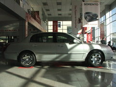 2005款 2.7L 自动 V6标配