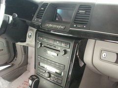 2005款 2.7L 自动 V6标配