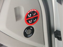 2005款 2.7L 自动 V6标配