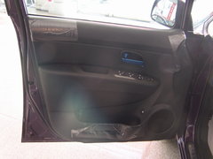 2005款 2.0L 自动 7座