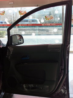 2005款 2.0L 自动 7座