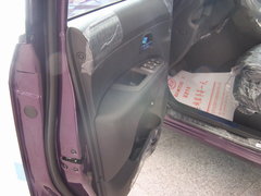 2005款 2.0L 自动 7座