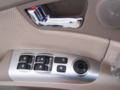 2006款 2.7 自动 4WD