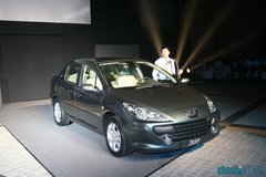 2007款 三厢 2.0L 自动 尊贵版