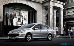 2007款 三厢 2.0L 自动 尊贵版
