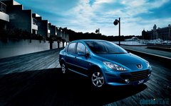 2007款 三厢 2.0L 自动 尊贵版