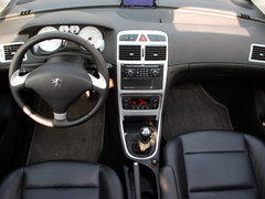 2007款 三厢 2.0L 自动 尊贵版