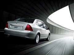 2007款 三厢 2.0L 自动 尊贵版