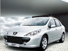2007款 三厢 2.0L 自动 尊贵版