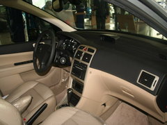 2007款 三厢 2.0L 自动 尊贵版