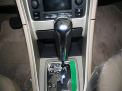 2007款 三厢 2.0L 自动 尊贵版