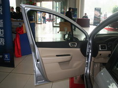 2007款 三厢 2.0L 自动 尊贵版