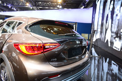 2017款 1.6T 两驱极夜版