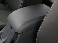 2016款 2.8T 两驱超豪华款JE493ZLQ4CA