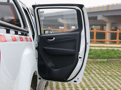 2016款 2.8T 两驱超豪华款JE493ZLQ4CA