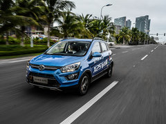 2015款 1.5L 手动精英版