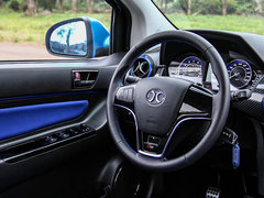 2015款 1.5L 手动精英版