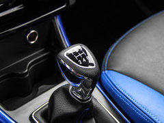 2015款 1.5L 手动精英版