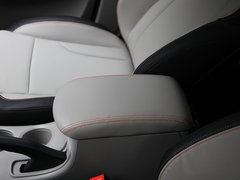 2016款 1.5L 豪华型