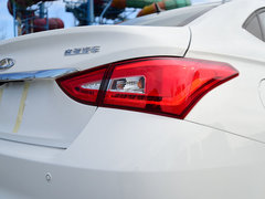 2016款 1.5L CVT领潮版
