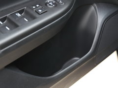 2016款 2.0L 舒适版