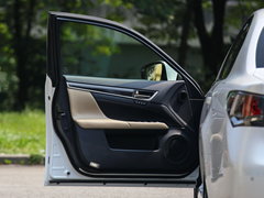 2016款 300h 领先版