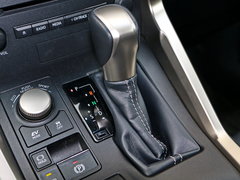 2016款 300h 全驱锋芒版