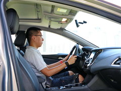 2017款 1.4T 双离合领锋版